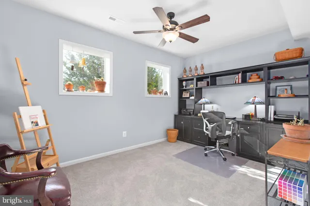 $899,950 | 7116 Lake Drive, Warrenton, VA 20187