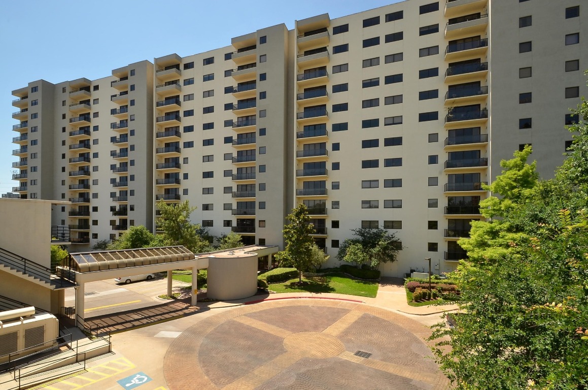 40 North Interstate Highway 35, Unit 3D3 Austin, TX 78701 - Photo 4 of 38