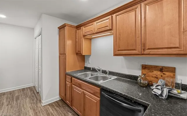 $165,900 | 1518 Benjamin Parkway, Unit C, Greensboro, NC 27408