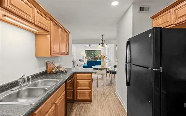 $165,900 | 1518 Benjamin Parkway, Unit C, Greensboro, NC 27408