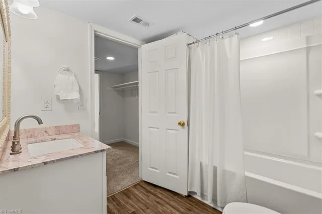 $165,900 | 1518 Benjamin Parkway, Unit C, Greensboro, NC 27408