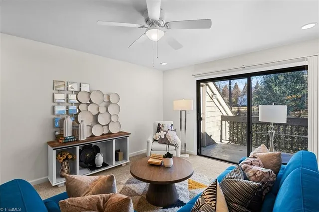 $165,900 | 1518 Benjamin Parkway, Unit C, Greensboro, NC 27408