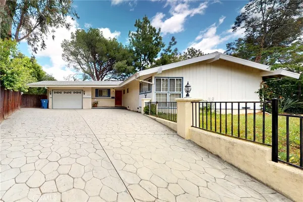$1,049,000 | 11918 Cameo Place, Granada Hills, CA 91344