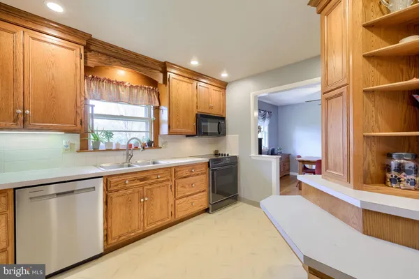 $330,000 | 68 Linda Avenue, Lancaster, PA 17602
