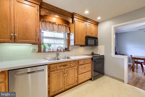 $330,000 | 68 Linda Avenue, Lancaster, PA 17602