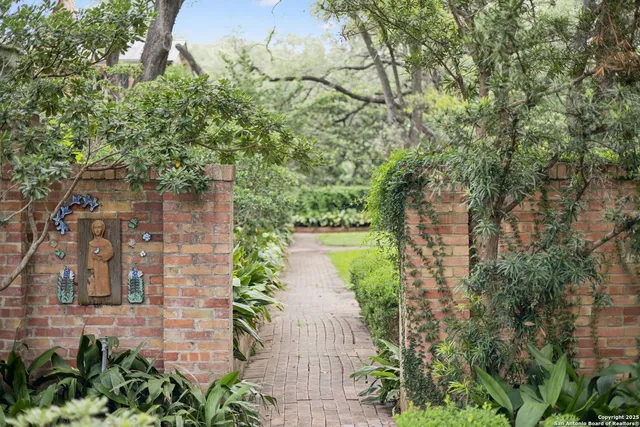 $5,450,000 | 424 Ivy Lane, San Antonio, TX 78209