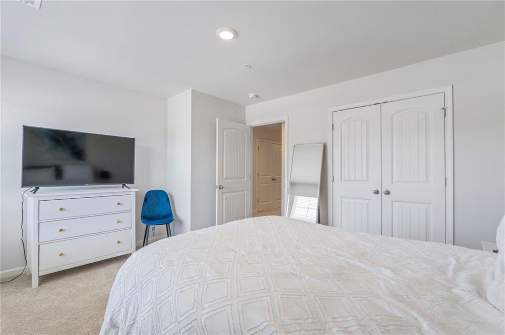 825 Athena Bend Fairburn, GA 30213 - Photo 34 of 39