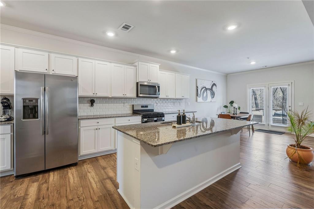 825 Athena Bend Fairburn, GA 30213 - Photo 7 of 39