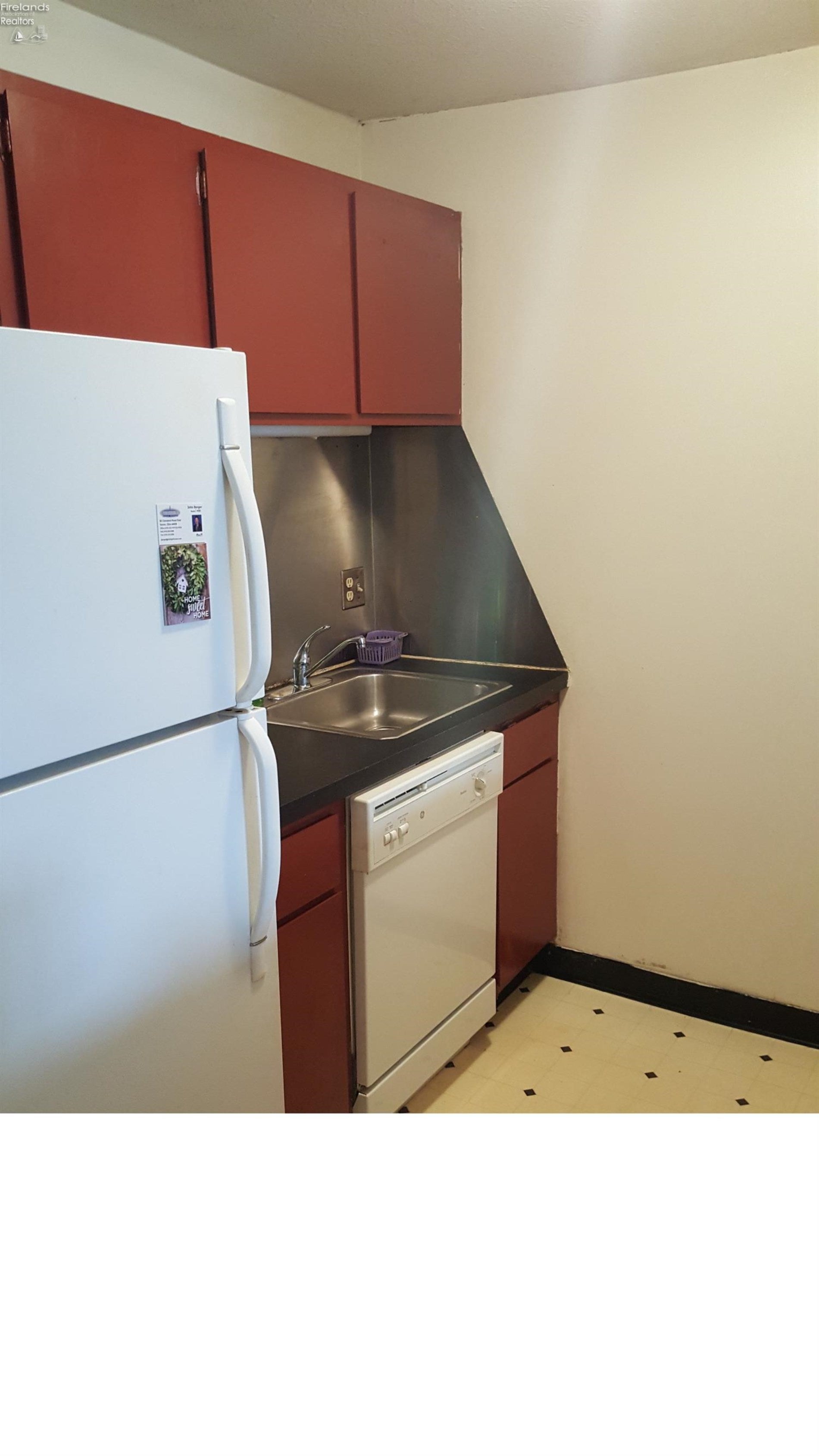 2115 Cleveland Road West, Unit 302B Huron, OH 44839 - Photo 3 of 6 Gallery Image 3