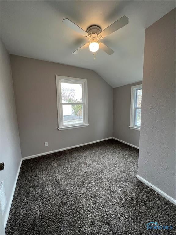 2022 Kensington Road Toledo, OH 43607 - Photo 18 of 28 Gallery Image 18