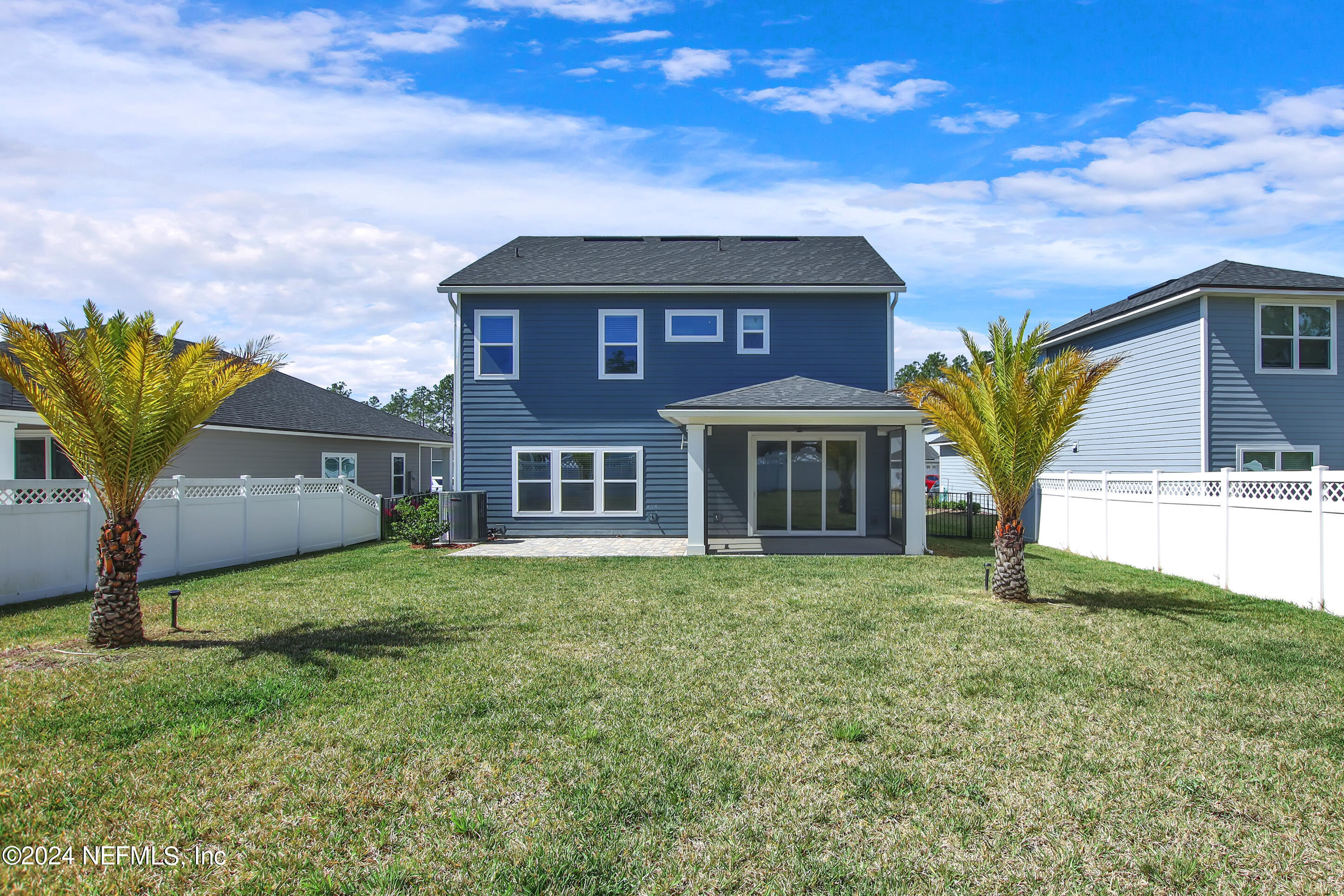 433 Watervale Drive St. Augustine, FL 32092 - Photo 47 of 66 a front view of a house with garden