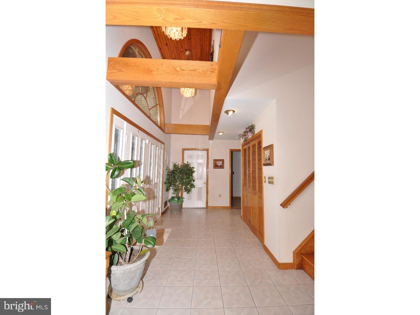 707 Juliustown Georgetown Road Jobstown, NJ 08041 - Photo 13 of 25 Foyer