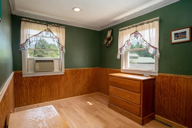 $360,000 | 22 Carlen Street, Manchester, VT 05255