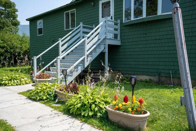 $360,000 | 22 Carlen Street, Manchester, VT 05255