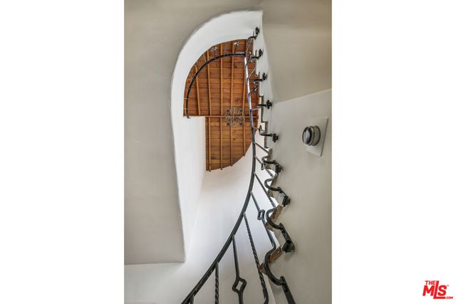 $2,695,000 | 2781 Westshire Drive, Los Angeles, CA 90068