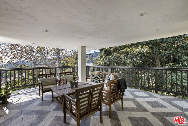 $2,695,000 | 2781 Westshire Drive, Los Angeles, CA 90068