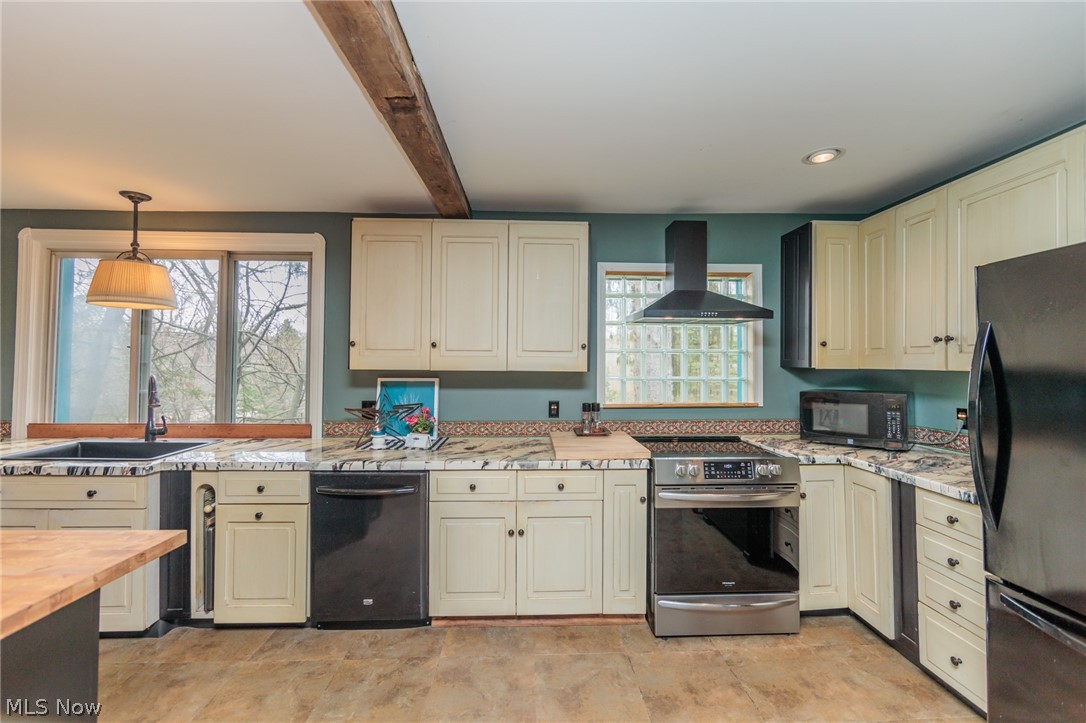 8245 West Pleasant Valley Road Cleveland, OH 44130 - Photo 14 of 49 Gallery Image 14