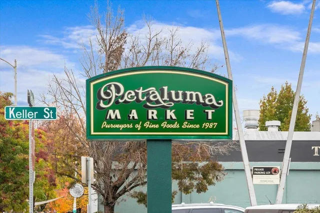 $1,275,000 | 716 Keller Court, Petaluma, CA 94952