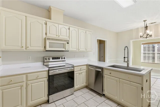 $349,900 | 38 Westhampton Drive, Ellabell, GA 31308