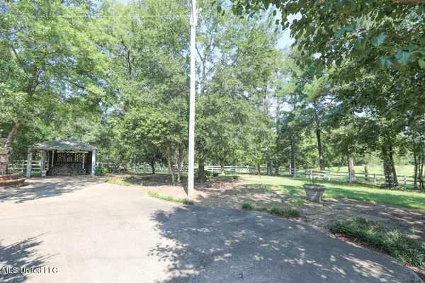 $665,000 | 3141 Highway 43, Canton, MS 39046