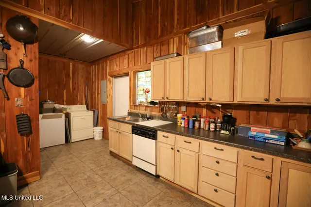 $665,000 | 3141 Highway 43, Canton, MS 39046