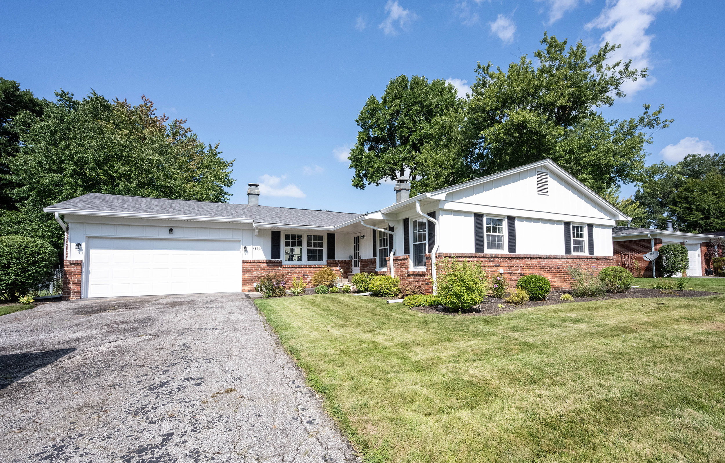 4836 Manning Road Indianapolis, IN 46228 - Photo 2 of 48 Gallery Image 2