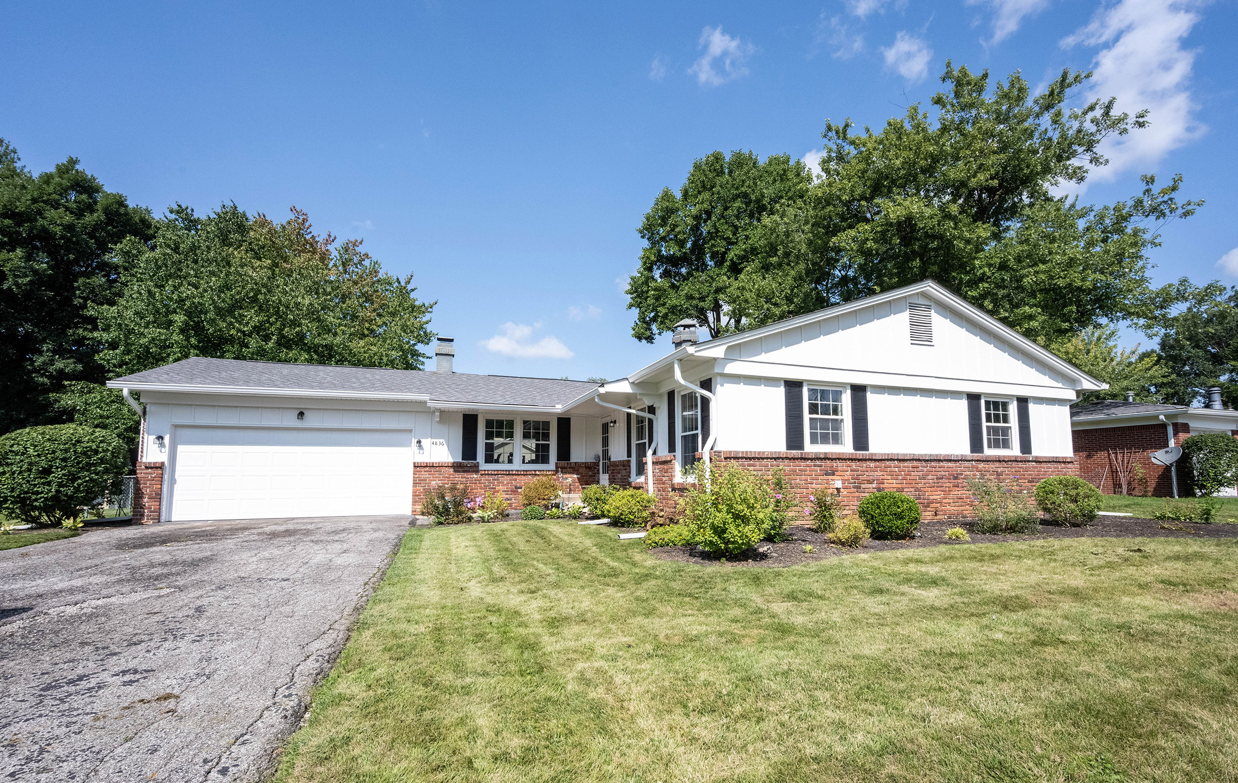 4836 Manning Road Indianapolis, IN 46228 - Photo 3 of 48 Gallery Image 3