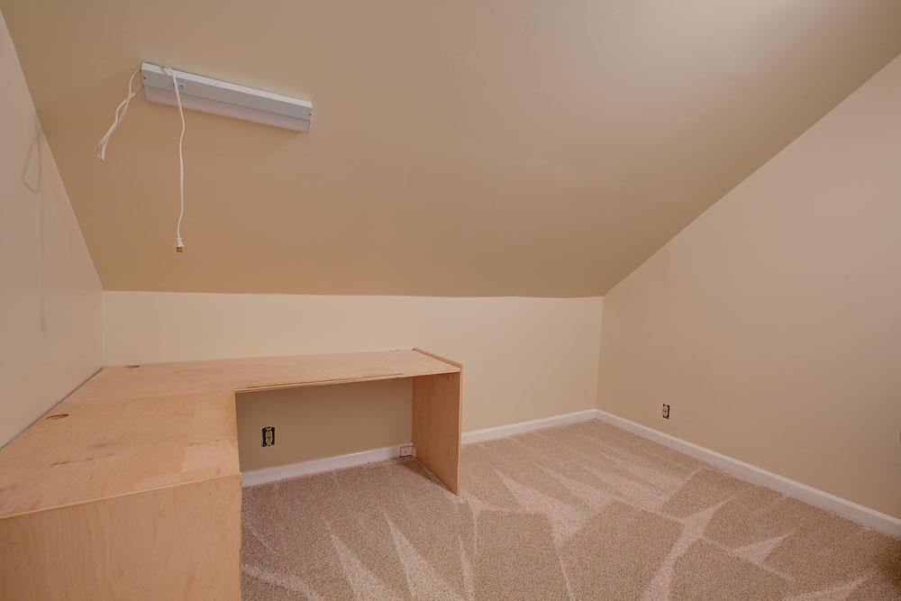256 Pleasant Run Road Smyrna, TN 37167 - Photo 27 of 28 Hobby room with built-in desk. New carpet and paint.