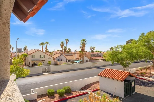 $1,375 | 101 Luna Way, Unit 210, Las Vegas, NV 89145
