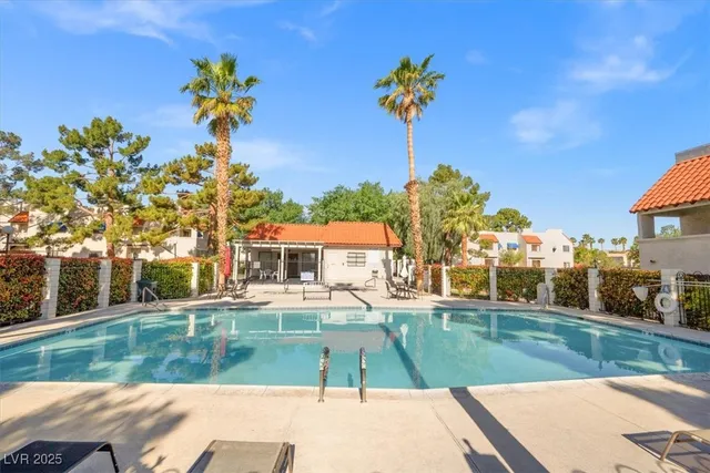 $1,375 | 101 Luna Way, Unit 210, Las Vegas, NV 89145