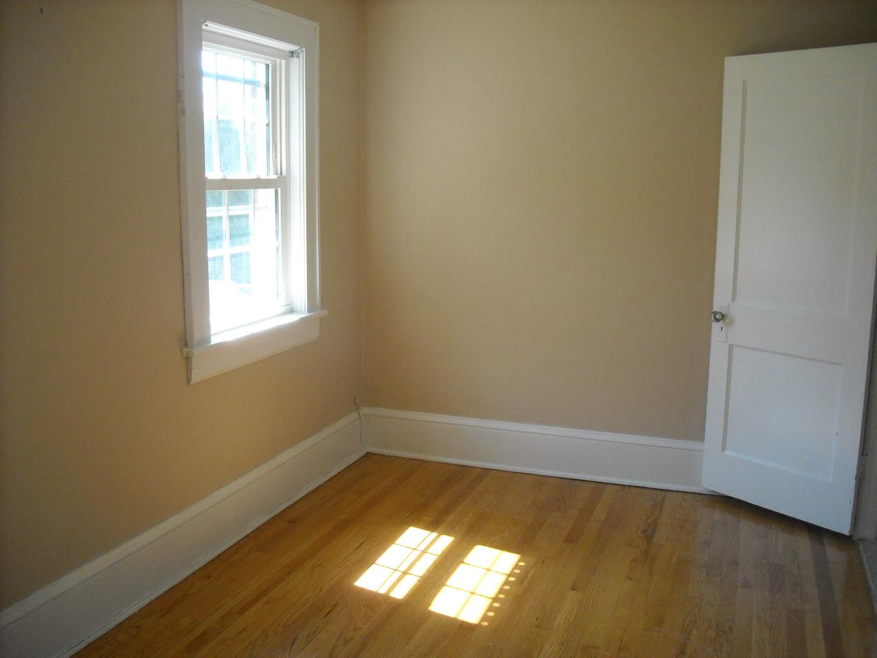 1818 Warrington Road Southwest Roanoke, VA 24015 - Photo 14 of 17 bedroom