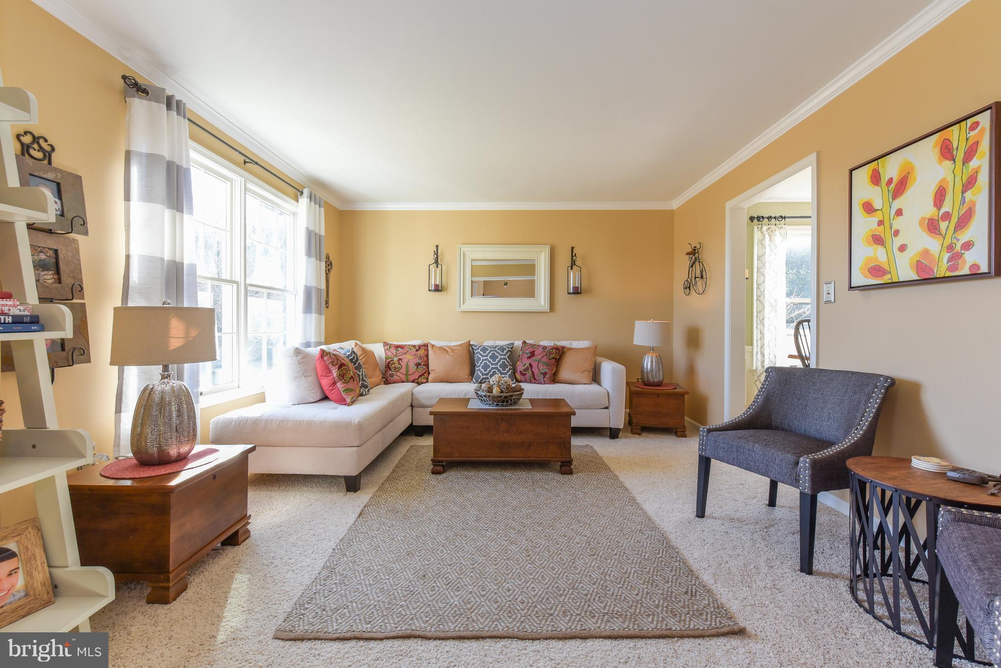 2641 Leslie Road Mount Airy, MD 21771 - Photo 2 of 30 Living Room