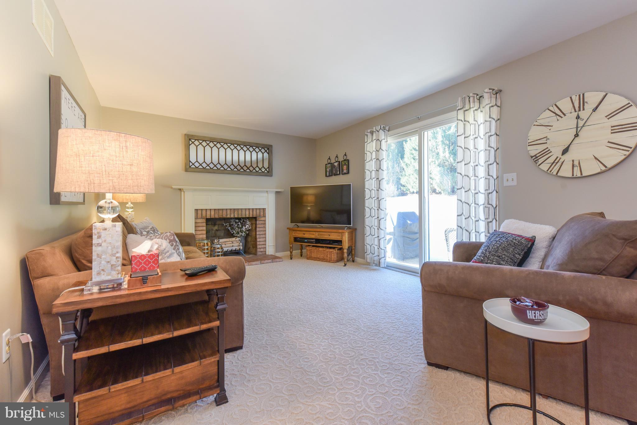2641 Leslie Road Mount Airy, MD 21771 - Photo 12 of 30 Family Room