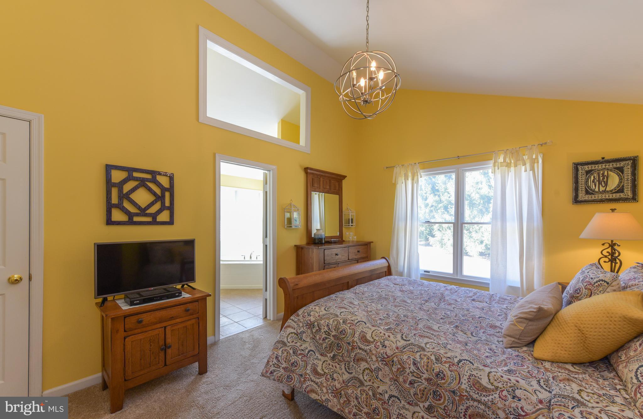 2641 Leslie Road Mount Airy, MD 21771 - Photo 15 of 30 Bedroom (Master)