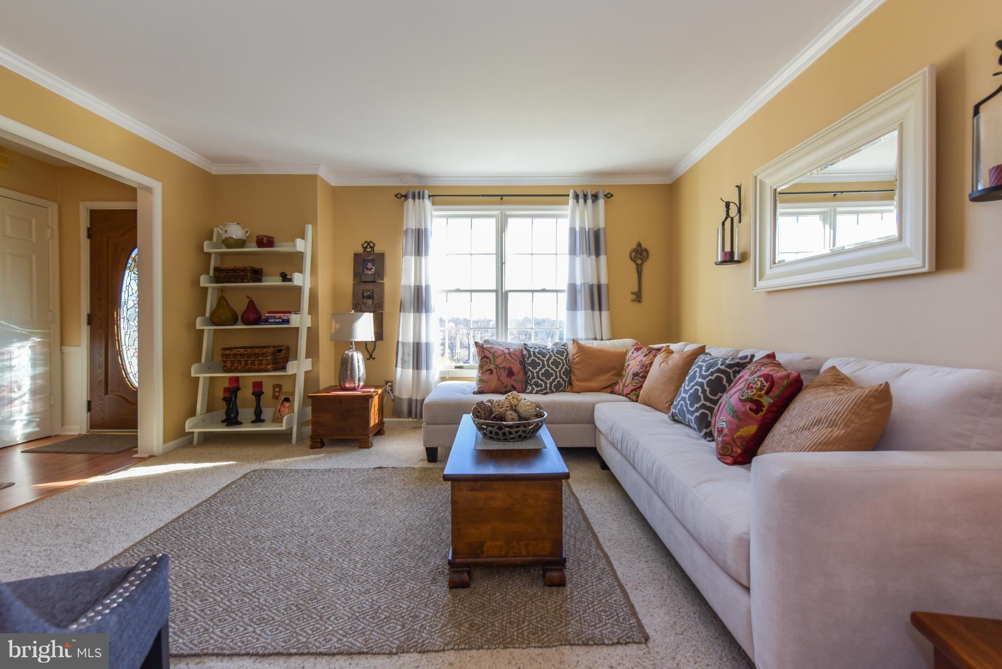 2641 Leslie Road Mount Airy, MD 21771 - Photo 3 of 30 Living Room