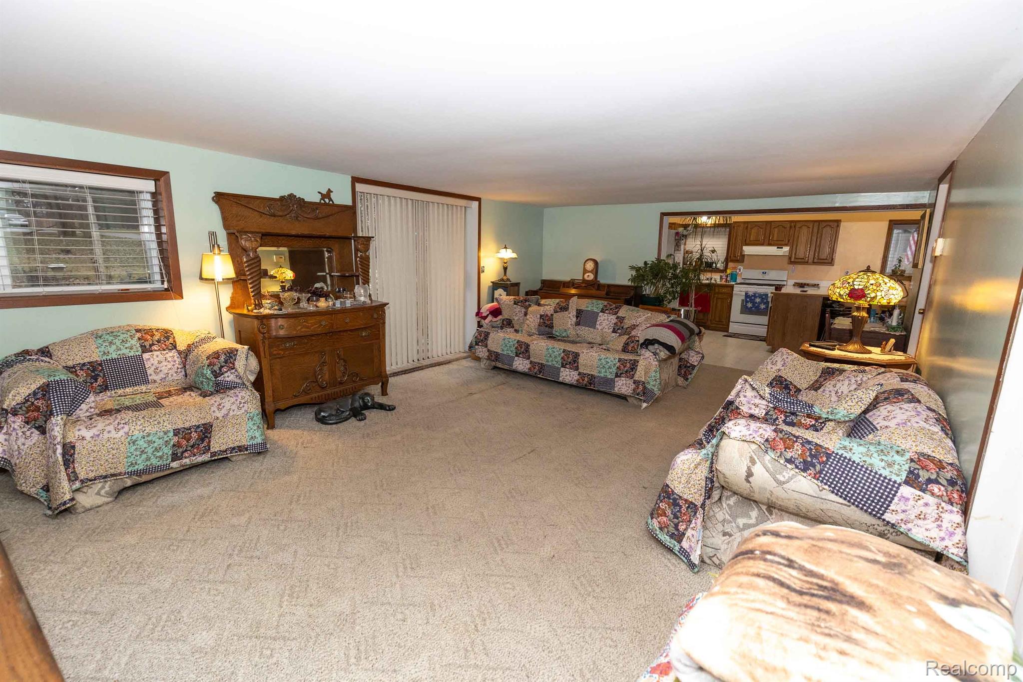 710 Hemingway Road Lake Orion, MI 48362 - Photo 6 of 18 Gallery Image 6