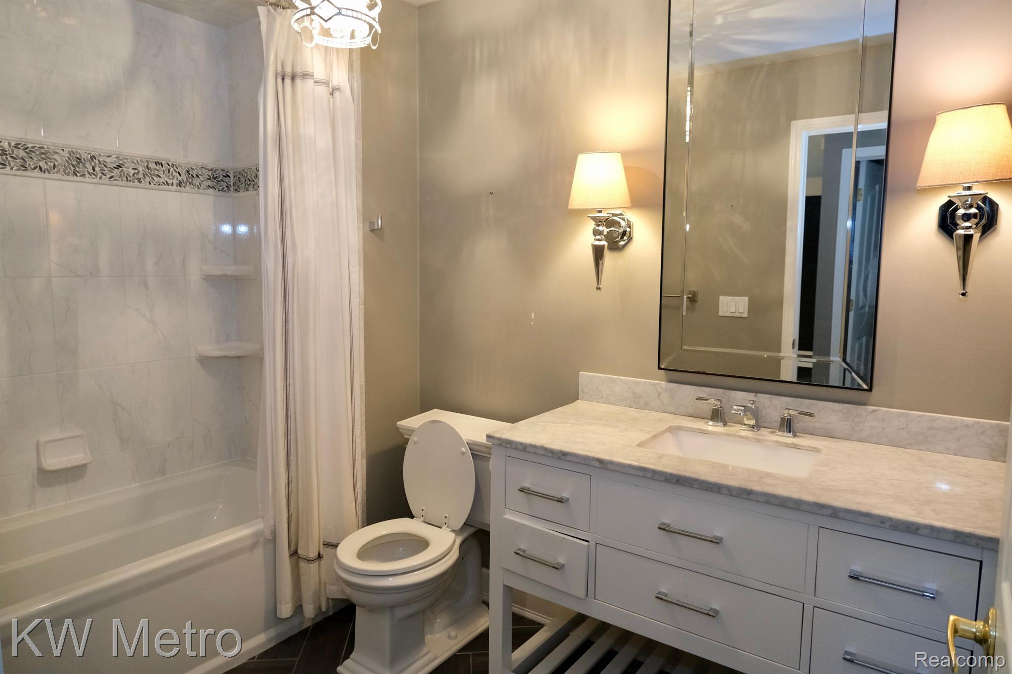 1871 Dunham Drive Rochester, MI 48306 - Photo 26 of 39 Gallery Image 26