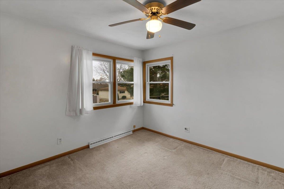 1636 Whitney Boulevard Belvidere, IL 61008 - Photo 20 of 36
