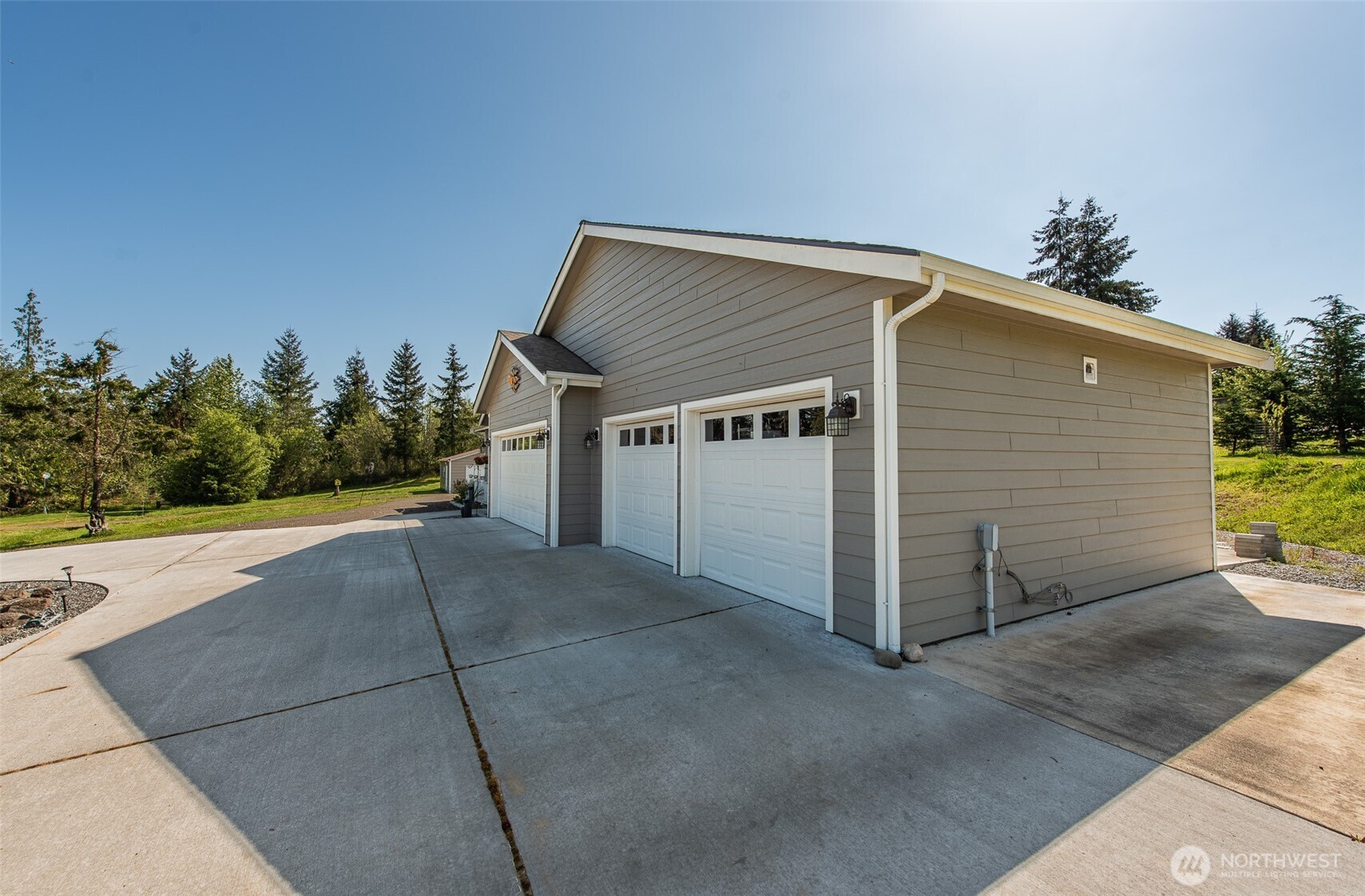 192 Michael Earl Way Sequim, WA 98382 - Photo 37 of 40 a view of a house with a backyard