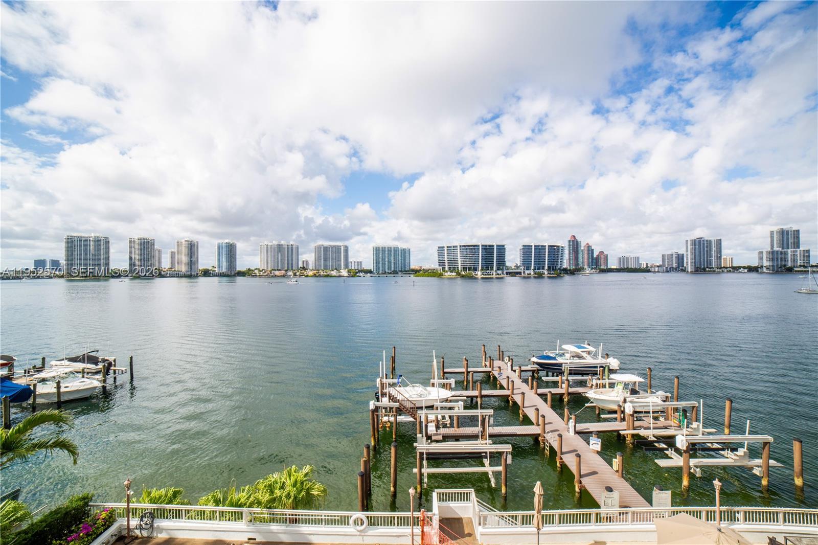18000 North Bay Road, Unit 404 Sunny Isles Beach, FL 33160 - Photo 26 of 40 Direct Intracoastal View