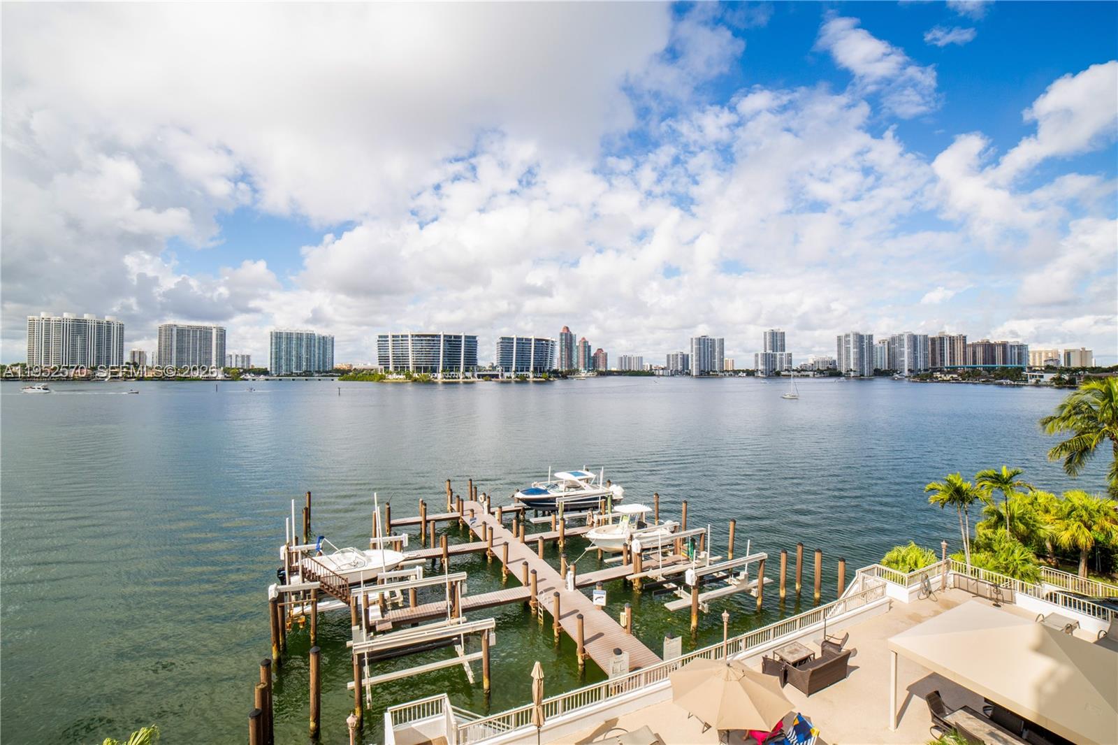 18000 North Bay Road, Unit 404 Sunny Isles Beach, FL 33160 - Photo 27 of 40 Direct Intracoastal View