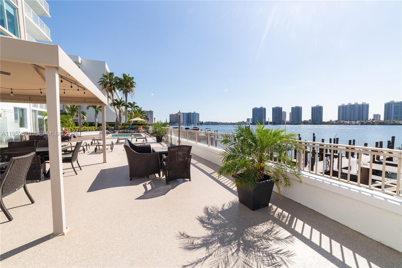 18000 North Bay Road, Unit 404 Sunny Isles Beach, FL 33160 - Photo 35 of 40