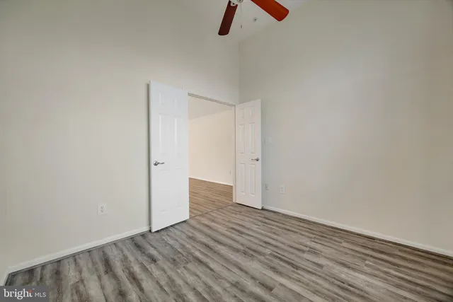 $375,000 | 5839 Wyndham Circle, Unit 305, Columbia, MD 21044