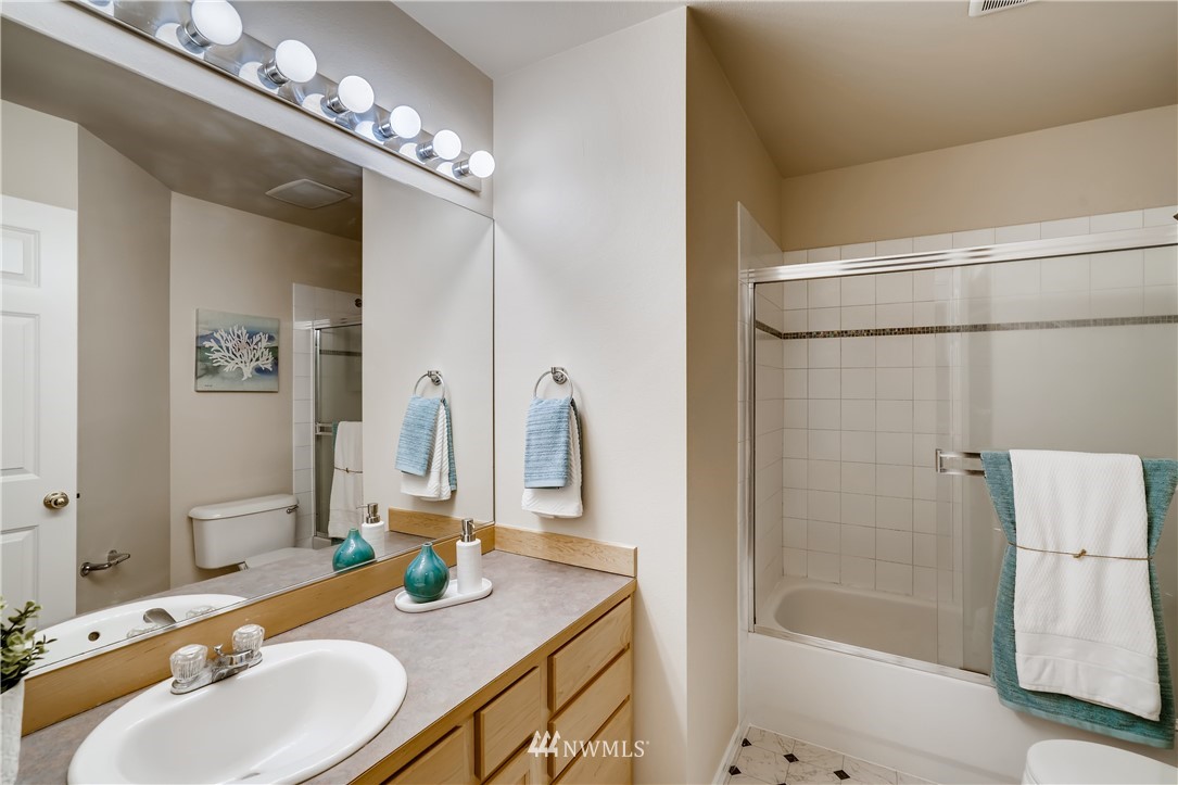 1901 Kirkland Place Northeast Renton, WA 98056 - Photo 22 of 26 Gallery Image 22