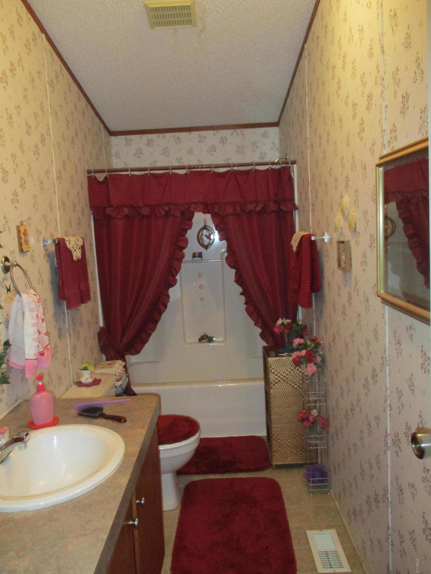 16340 Squatter Road Arizona City, AZ 85123 - Photo 13 of 23 Master Bath