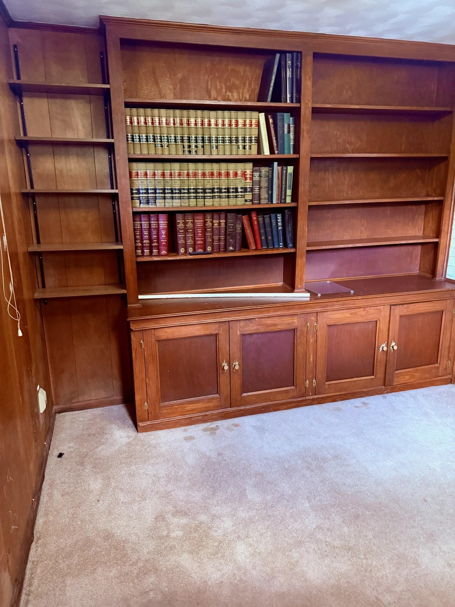 458 Gerald Road Memphis, TN 38122 - Photo 21 of 34 a view of an empty room with empty shelves