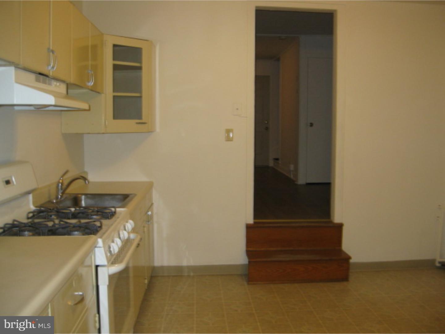 154 Rancocas Road Mount Holly, NJ 08060 - Photo 4 of 21