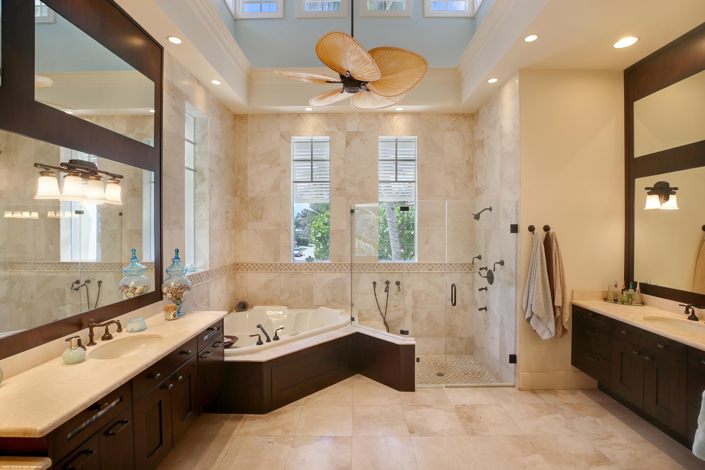 33 Hersey Drive Ocean Ridge, FL 33435 - Photo 24 of 54 036