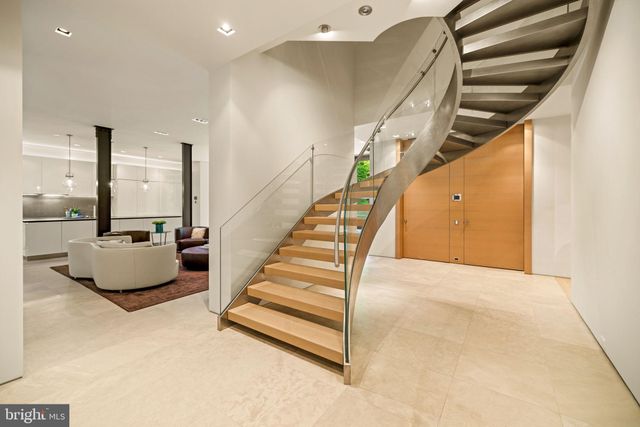 a view of entryway and hall