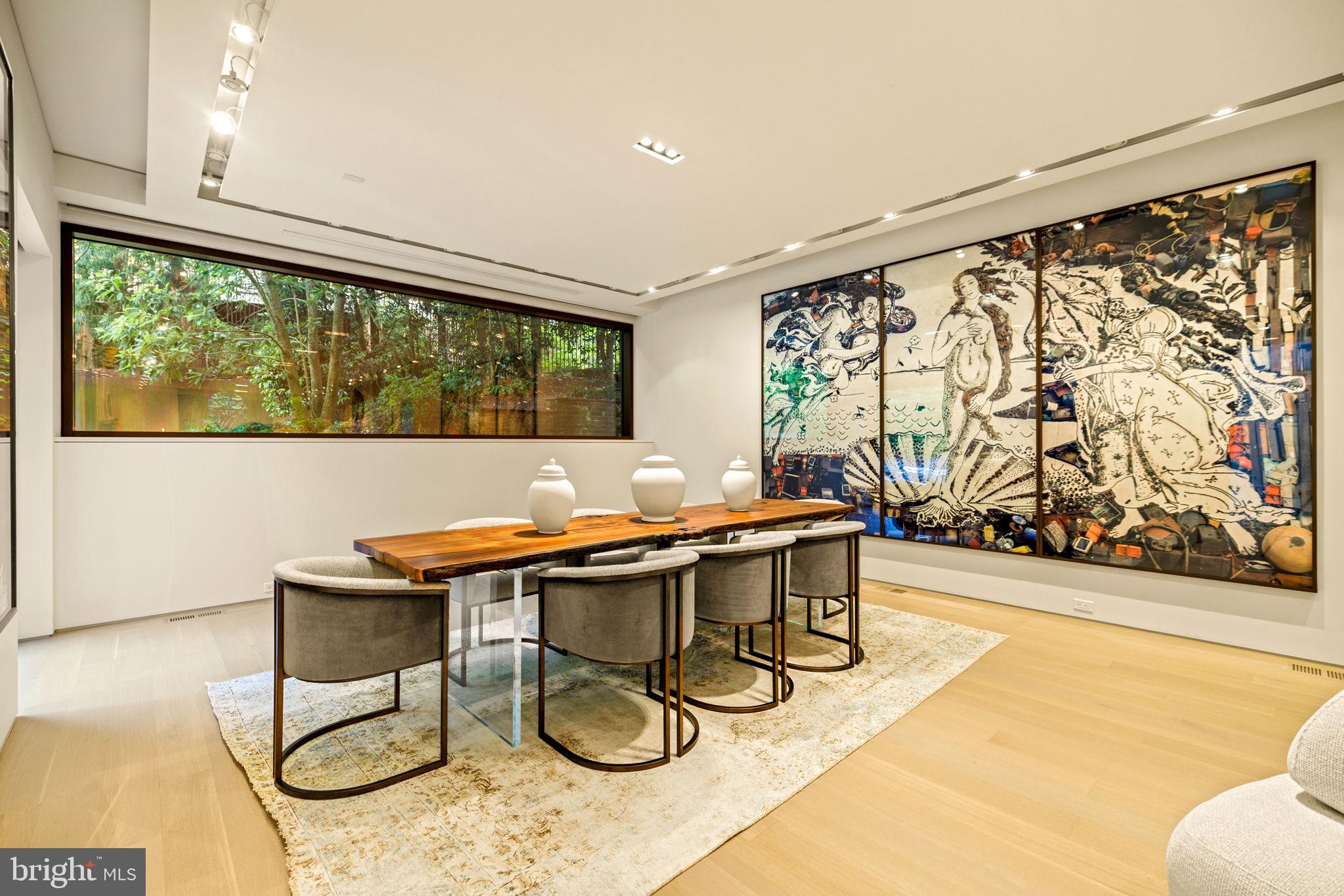 2438 Belmont Road Northwest Washington, DC 20008 - Photo 10 of 50 Dining Area
